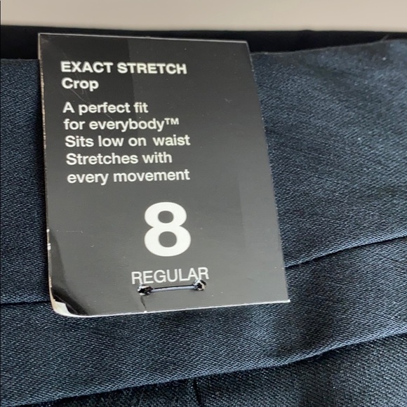 THE LIMITED EXTRA STRETCH CROP NWT - Picture 5 of 8
